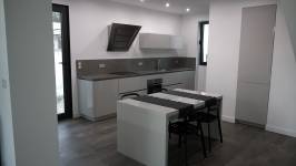 1786376933710943527-picture.jpg